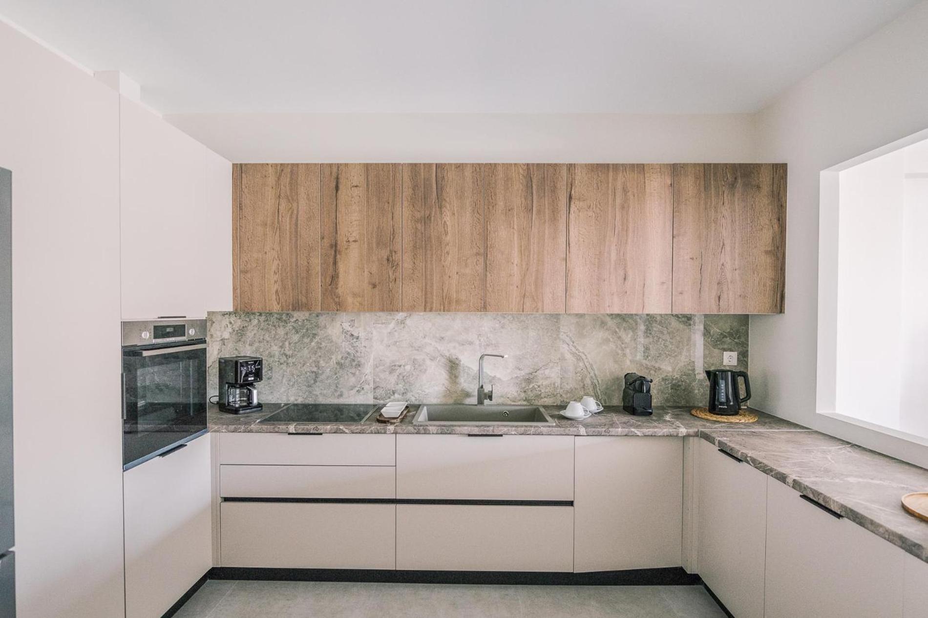 Hama Luxury Seaside Apartments Corinto Esterno foto